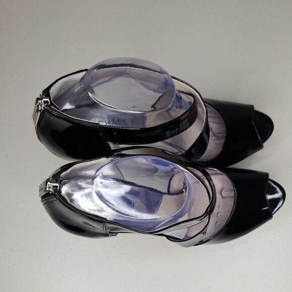 GORGEOUS MICHAEL KORS PATENT LEATHER Strappy HEELS Size 9.5 - Picture 7 of 9